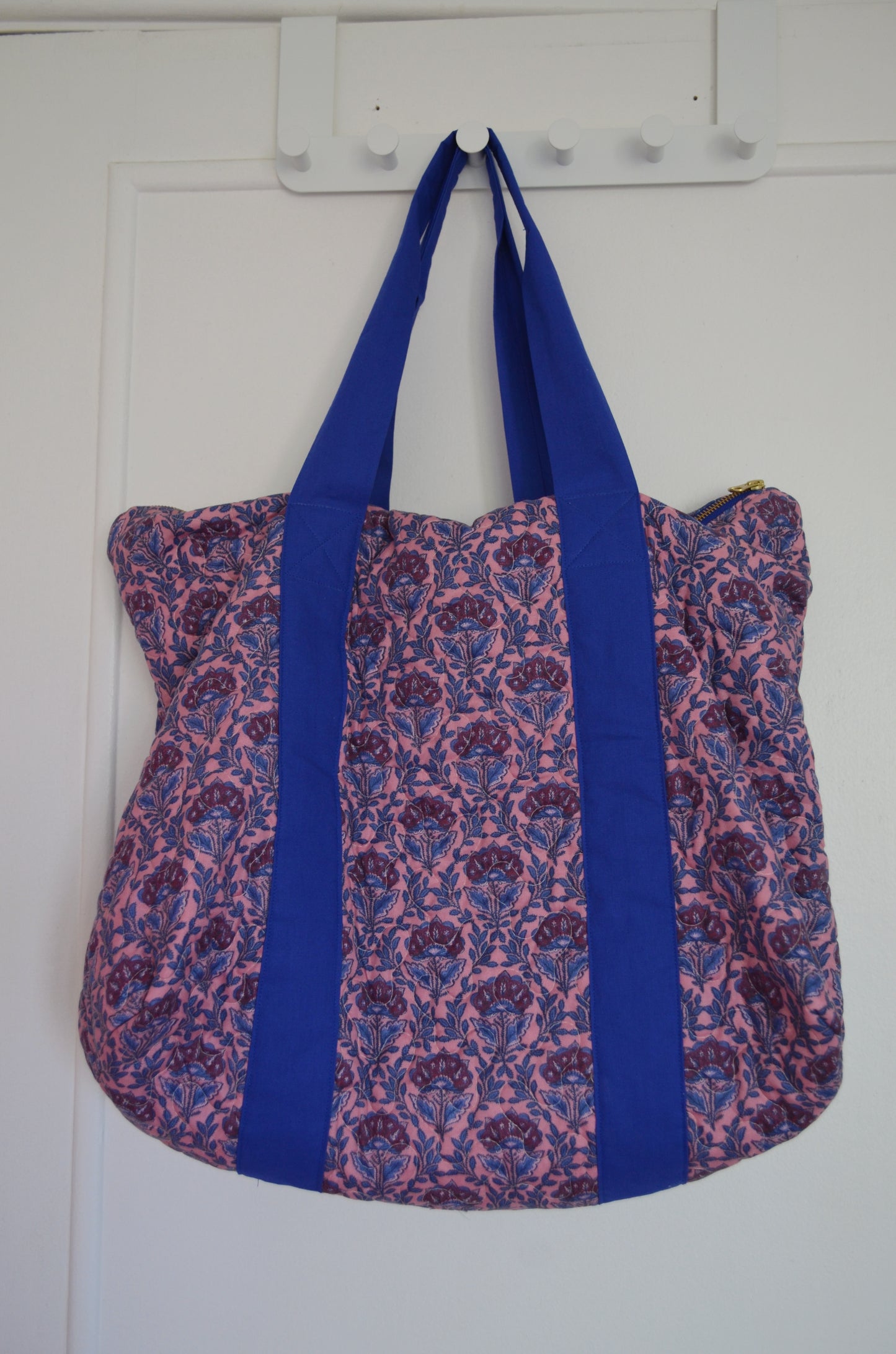 Weekend Bag Mørk Rosa Blomster