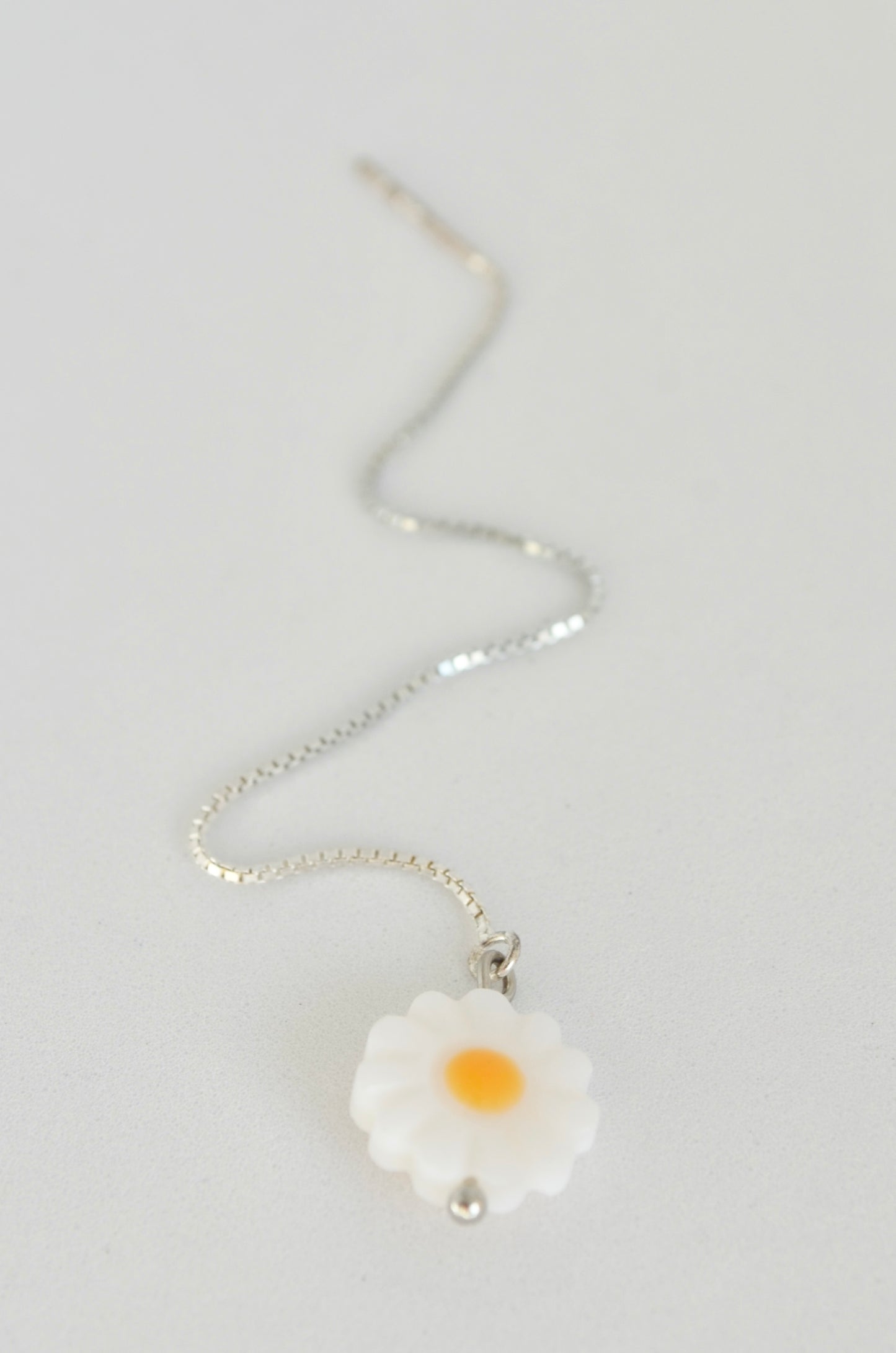 1 x String Flower